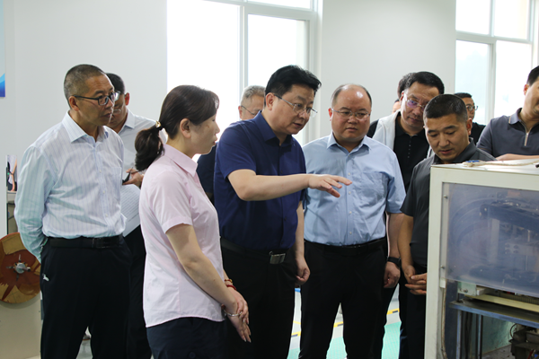 1739496268131285.png (順序6)市政協(xié)調(diào)研科技創(chuàng)新引領(lǐng)現(xiàn)代化產(chǎn)(1450172)-20250214091919.png