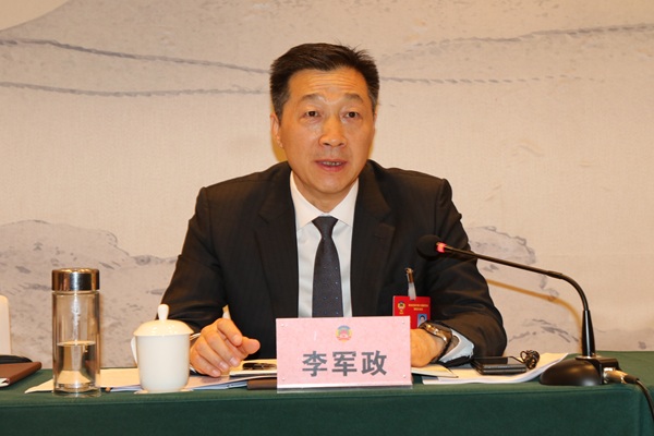 1739926257944332.jpg 渭南市政協黨組書記李軍政。_張望榮__攝(1460520)-20250219085009.jpg